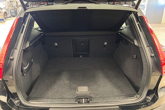Volvo XC40 25 of 26