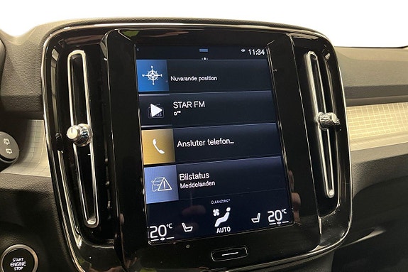 Volvo XC40 17 of 26