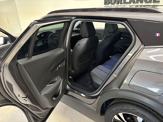 Peugeot 2008 7 of 9