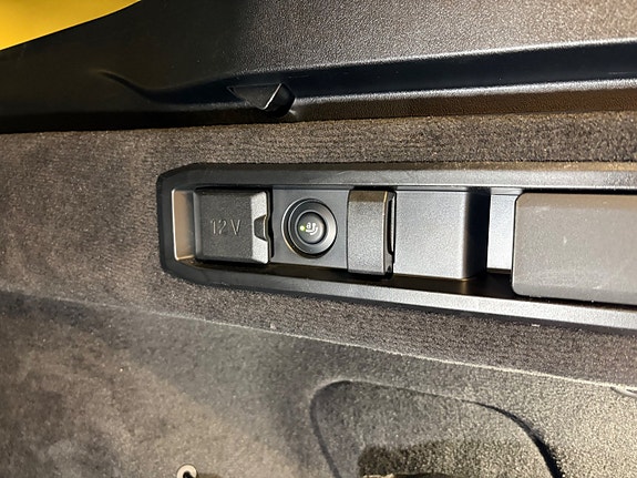 BMW i5 26 of 27