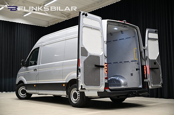Volkswagen Crafter 12 of 30