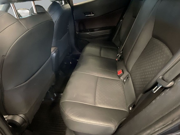 Toyota C-HR 9 of 20