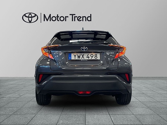 Toyota C-HR 5 of 20