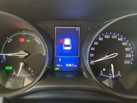 Toyota C-HR 13 of 20