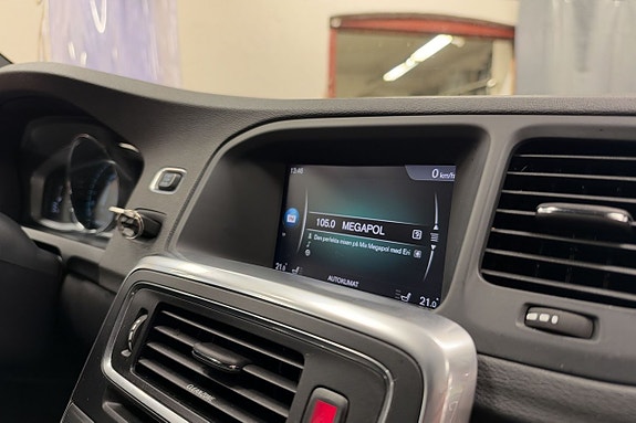 Volvo V60 Cross Country 12 of 18