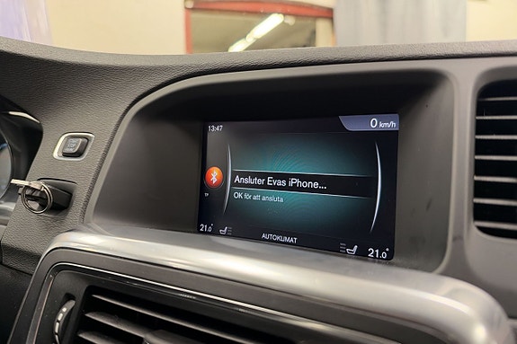 Volvo V60 Cross Country 14 of 18