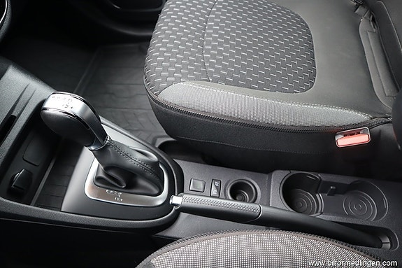 Renault Captur 11 of 14