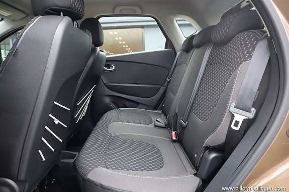 Renault Captur 8 of 14