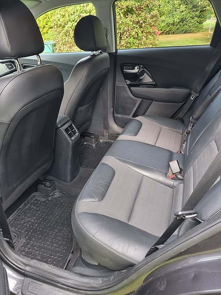 Kia Niro 5 of 8