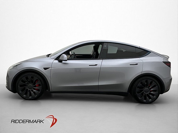 Tesla Model Y 5 of 30