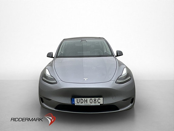 Tesla Model Y 3 of 30