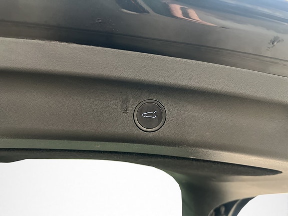 Tesla Model Y 30 of 30