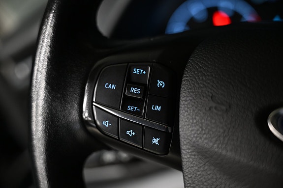 Ford Transit Custom 25 of 28