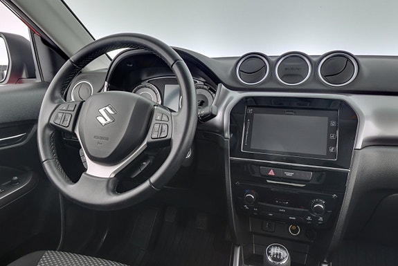 Suzuki Vitara 17 of 19