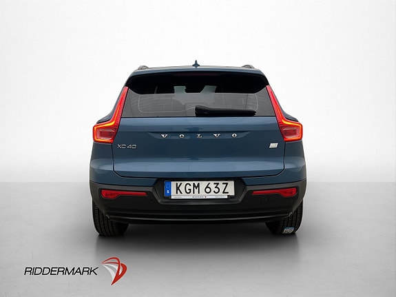 Volvo XC40 6 of 30