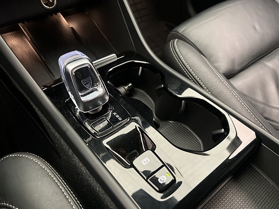 Volvo XC40 26 of 30