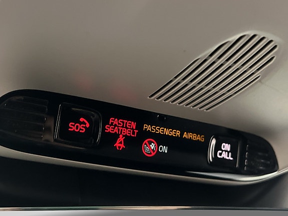 Volvo XC40 27 of 30
