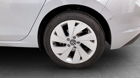 Volkswagen Golf I 6 of 12