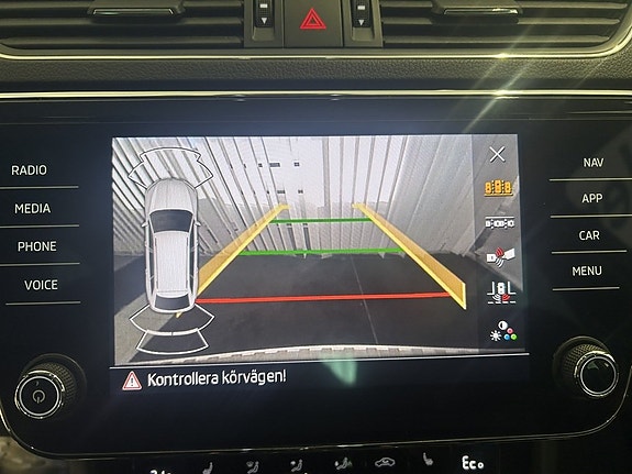 Skoda Superb 17 of 23