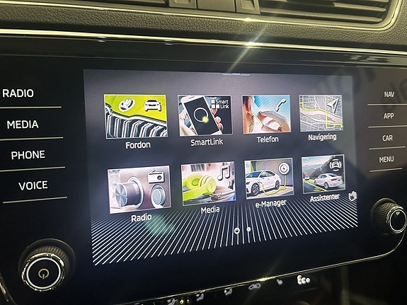 Skoda Superb 18 of 23
