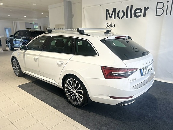 Skoda Superb 5 of 23