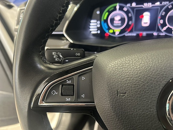 Skoda Superb 23 of 23