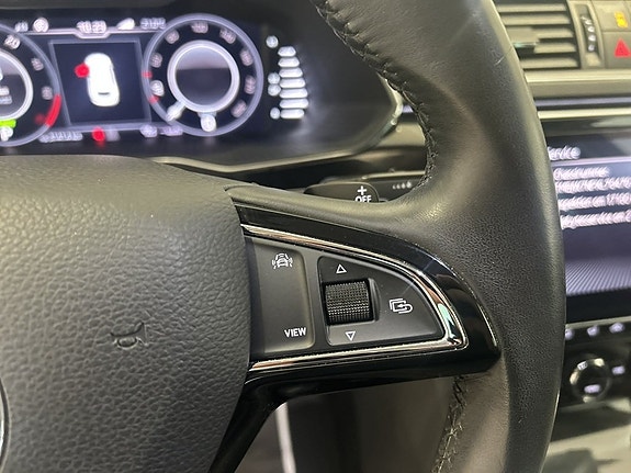 Skoda Superb 22 of 23