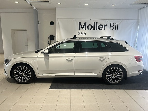Skoda Superb 3 of 23