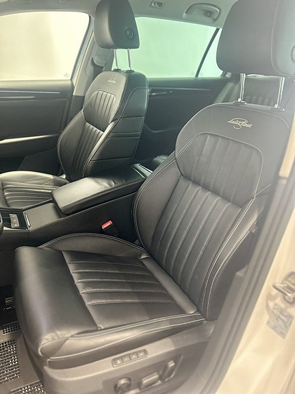 Skoda Superb 12 of 23