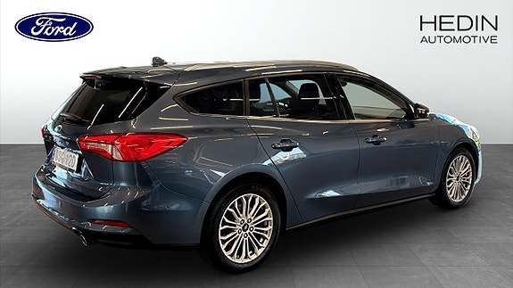 Ford Focus 2 of 9