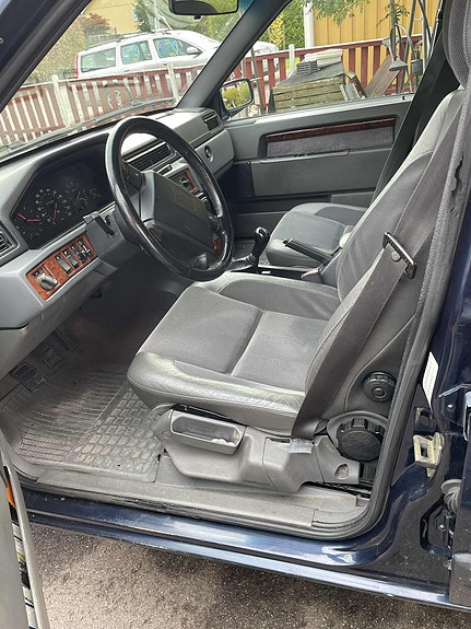 Volvo 940 4 of 13