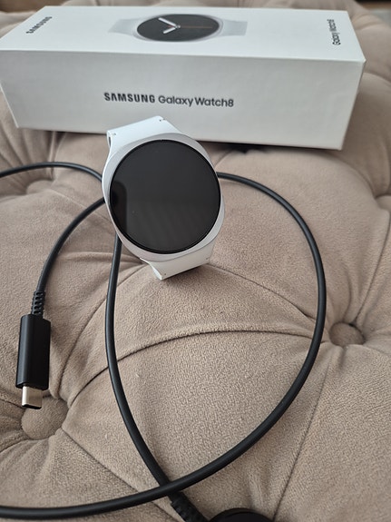 Samsung Galaxy Watch 8 40 mm Silver /vit– Bluetooth Smartklocka