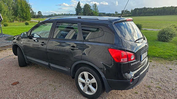 Nissan Qashqai+2 4 of 13
