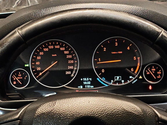 BMW 520d 26 of 30