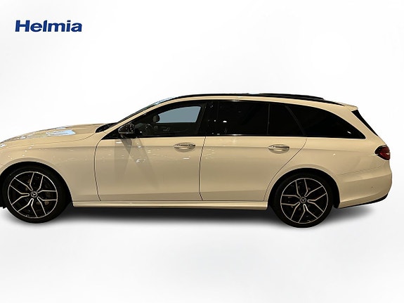 Mercedes-Benz E220 8 of 14