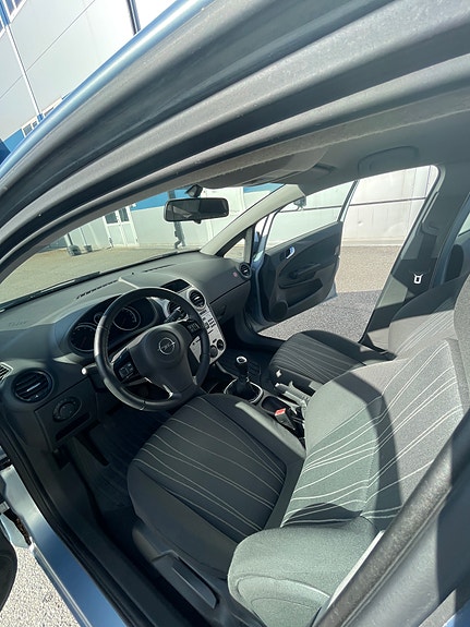 Opel Corsa 6 of 12