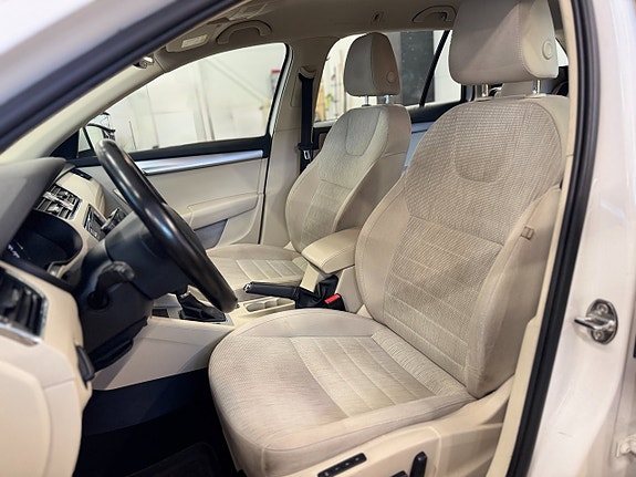 Skoda Octavia 9 of 20