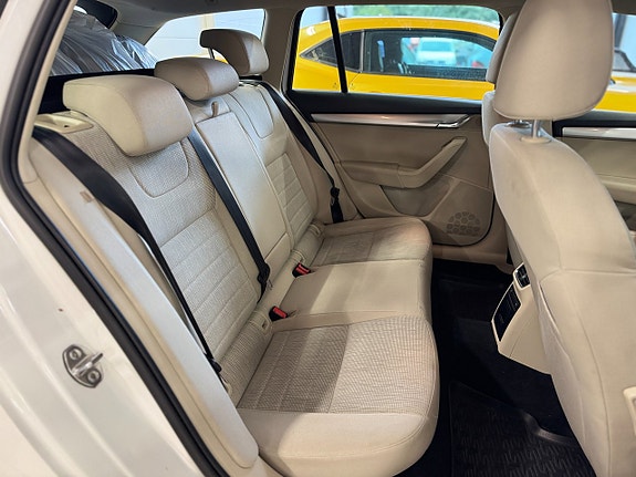 Skoda Octavia 12 of 20