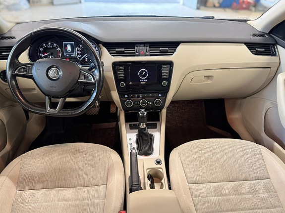 Skoda Octavia 8 of 20