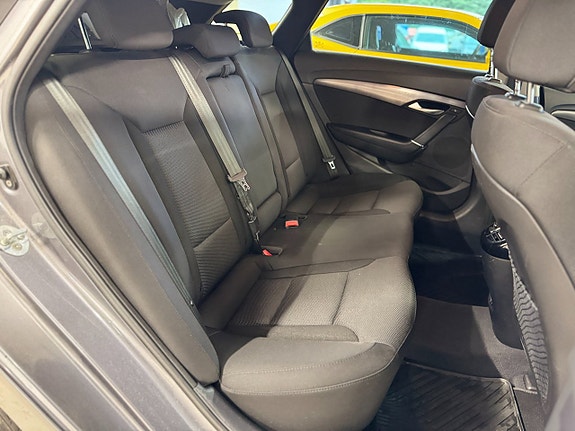 Hyundai i40 12 of 25