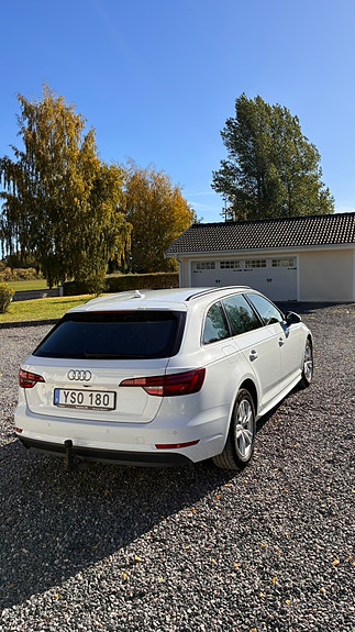 Audi A4 4 of 11