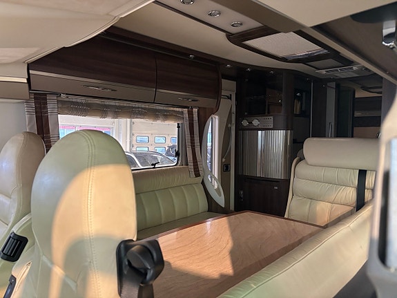 Bürstner Elegance 821 3.0 ALDE Dragkrok AC Bil/Bodel Kamkedja 4Bädd Markis 7 of 16
