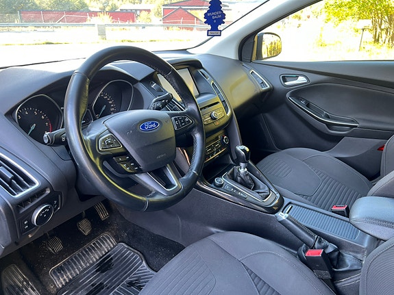 Ford Focus 5 of 5