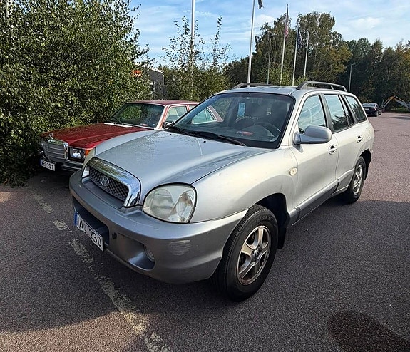 Hyundai Santa Fe 3 of 7