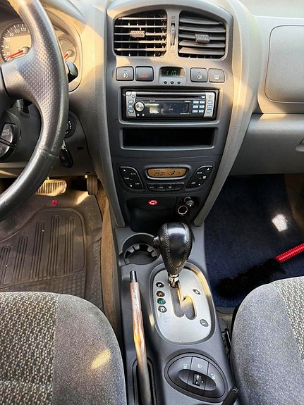 Hyundai Santa Fe 7 of 7