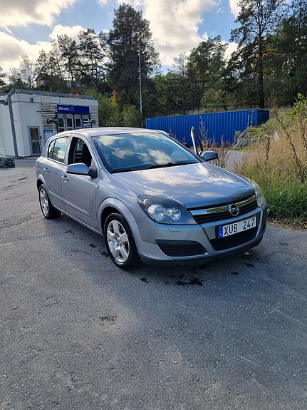 Opel Astra 2 of 6