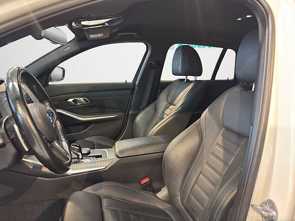 BMW 330e 8 of 16