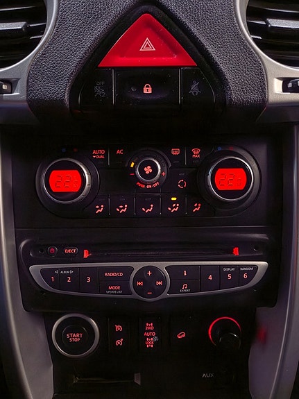 Renault Koleos 8 of 17