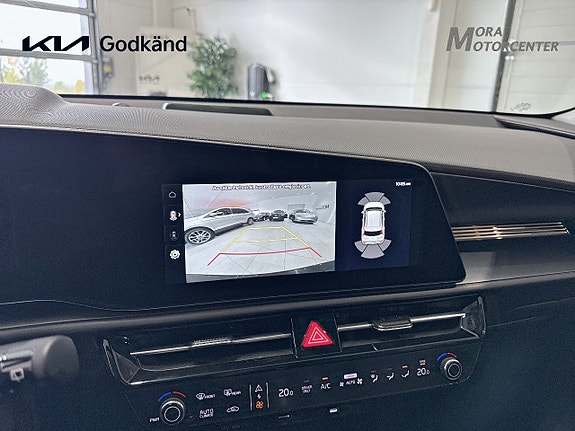 Kia Niro 11 of 14