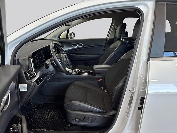 Kia Sportage 8 of 17